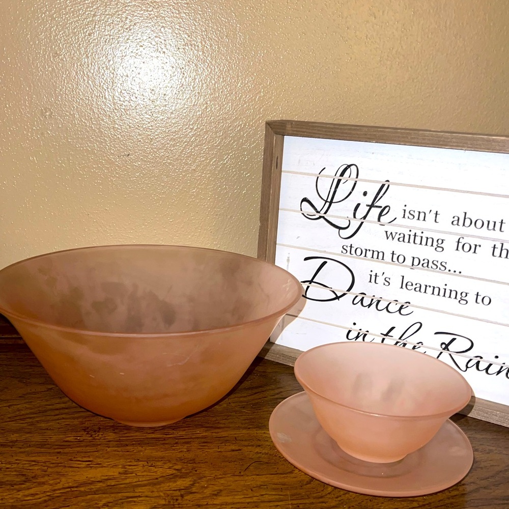 Vintage Pink Ice Glass Chip and Dip Bowl